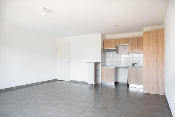 Spacieux T3, terrasse sud, tram-train à 350 m