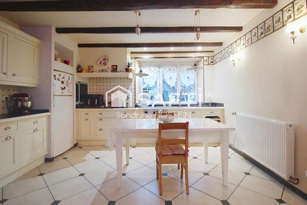 Belle Maison Familiale de 180m2 en pierre de taille sur 4 ares