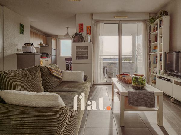 Appartement
                                                                                                                                                                                                                                                                                                                        3 pièce(s)                                                                                                                                                                                                          2 chambre(s)                                                                                                                                                                                                          70  m²