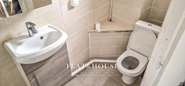Immeuble
                                                                                                                                                
                                                                                                                                                
                                                                                                                                                
                                                    
                                                                                                                                                                                                                                                                                                                        62  m²
