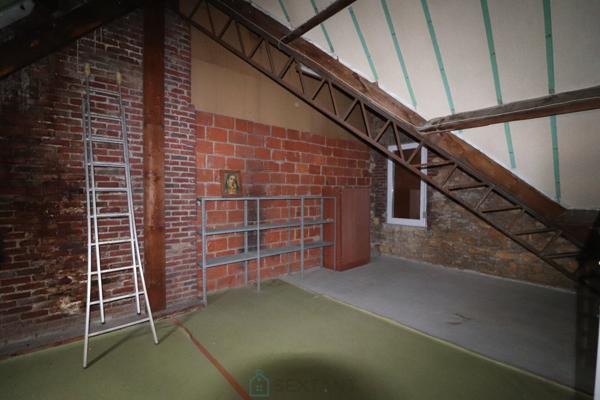 Maison en pierre de 120 m2 dans un quartier paisible à Mouzon