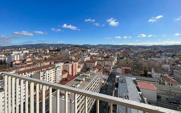 Appartement à vendre    2 pièces • 56,84 m2 Saint-Étienne