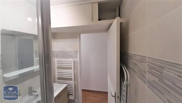 Appartement à louer 2 pièces 41.7m² Aix-en-Provence (13100)