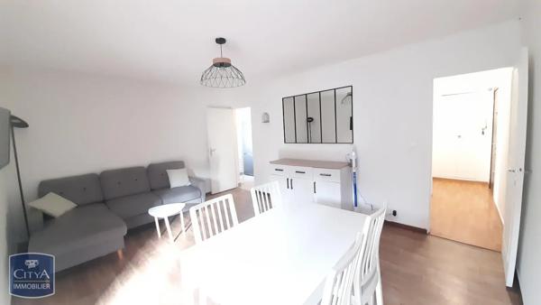 Appartement à louer 2 pièces 41.7m² Aix-en-Provence (13100)