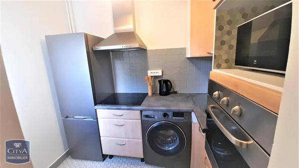 Appartement à louer 2 pièces 41.7m² Aix-en-Provence (13100)