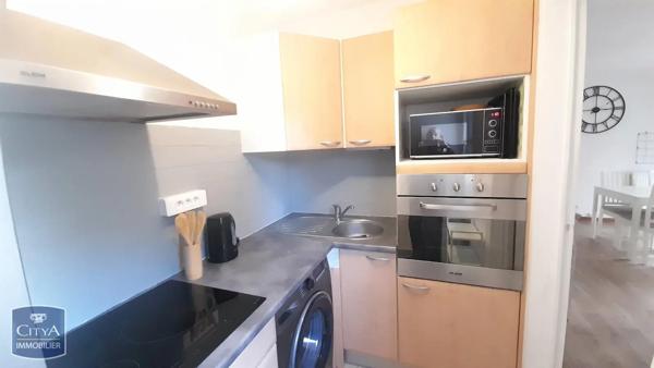 Appartement à louer 2 pièces 41.7m² Aix-en-Provence (13100)