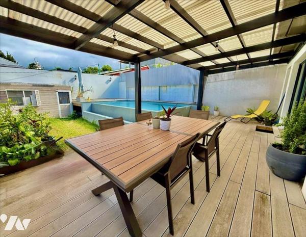 Maison T5 avec F4 indépendant,  La Rivière, Saint-Louis