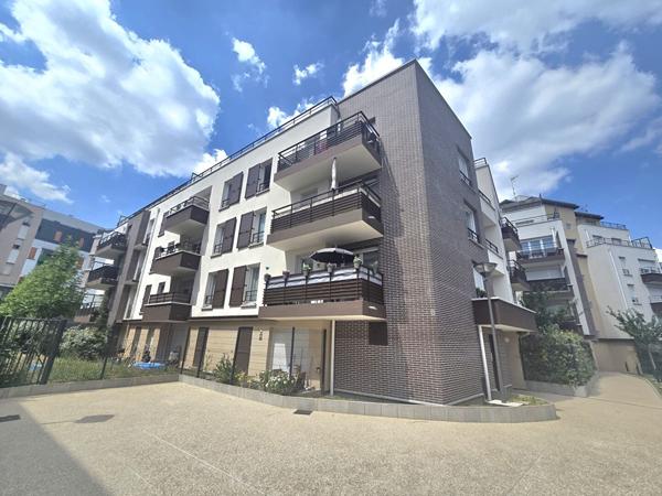 ROSNY SOUS BOIS - Proche RER E, RER A et centre-ville