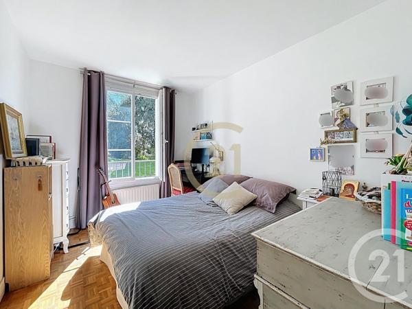 Appartement F5 à vendre  4 pièces - 92,84 m2 VERSAILLES - 78