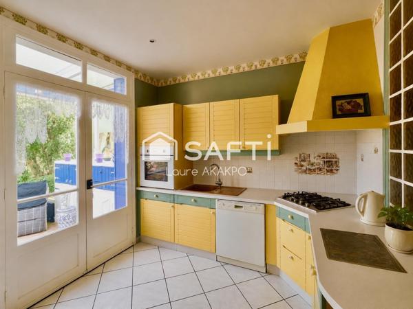 Magnifique maison 6 pièces avec un beau jardin dans le quartier des Joncs Marins