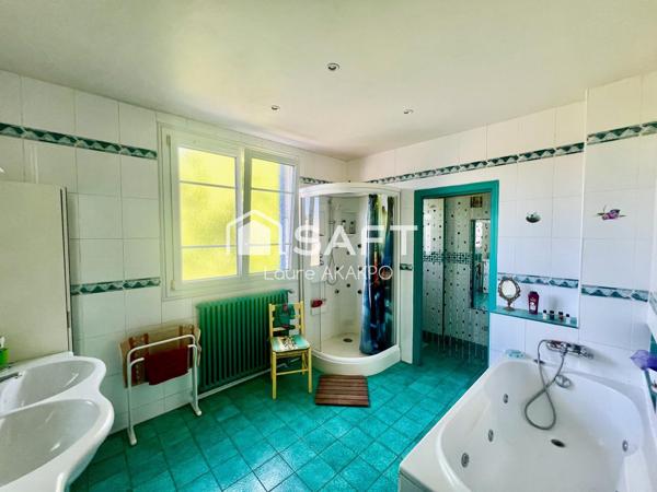 Magnifique maison 6 pièces avec un beau jardin dans le quartier des Joncs Marins