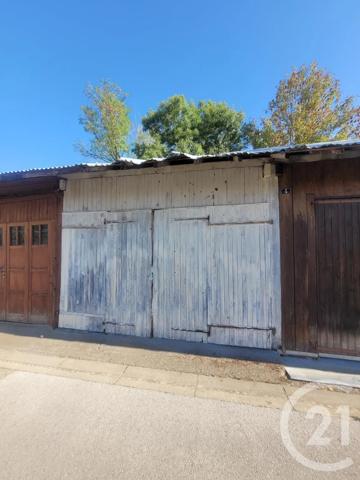 Parking à vendre  51 m 2   LOUHANS CHATEAURENAUD  - 71