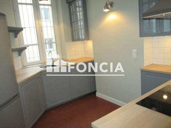 Location Appartement 4 pièces 89.76 m² - 314 A 2E PORTE Cannes 06400