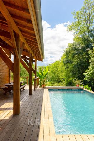 Villa contemporaine en bois – Élégance naturelle, calme et vue montagnes – 15 minutes de Bayonne