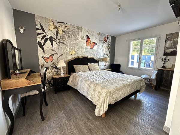 Crécy-la-Chapelle (77580) Maison familiale moderne avec terrasses et jacuzzi