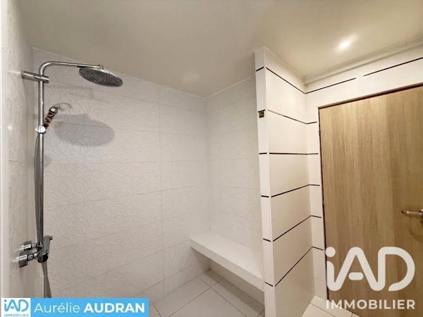 Maison à vendre 7 pièces 152 m² Le Mesnil-Saint-Denis