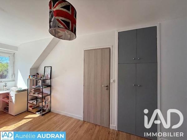 Maison à vendre 7 pièces 152 m² Le Mesnil-Saint-Denis