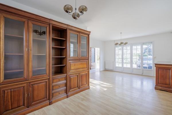 Maison à vendre 179 600 € Saint-Seurin-sur-l'Isle 4 p 117 m² DPE D