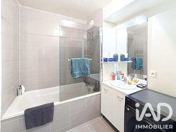 Appartement à vendre 2 pièces 43,29 m² Sainte-Geneviève-des-Bois
