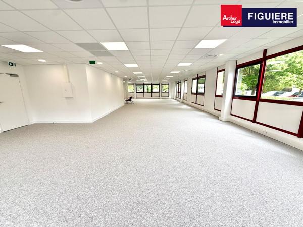 BUREAUX À VENDRE ENTIÈREMENT RÉNOVÉS MEYREUIL