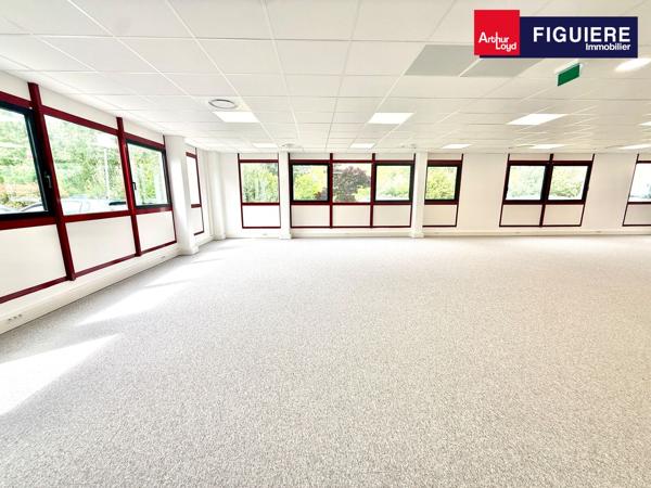 BUREAUX À VENDRE ENTIÈREMENT RÉNOVÉS MEYREUIL