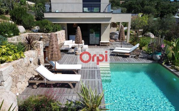 Maison à vendre    5 pièces •  Lecci