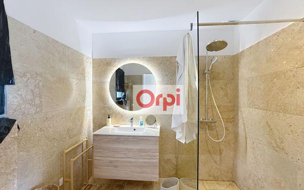 Maison à vendre    5 pièces •  Lecci