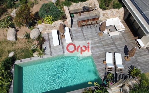 Maison à vendre    5 pièces •  Lecci