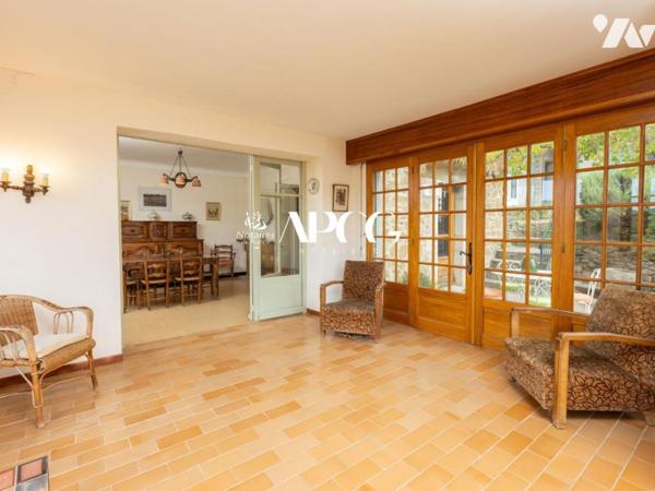 MAS EN PIERRE AVEC DEPENDANCES PISCINE ET TERRAIN A VAISON LA ROMAINE