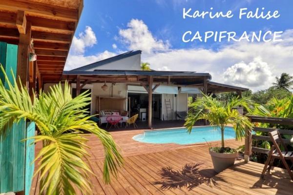 A vendre SAINTE LUCE (972) - Villa T4 avec piscine, bungalow et appartement T3 proche plage