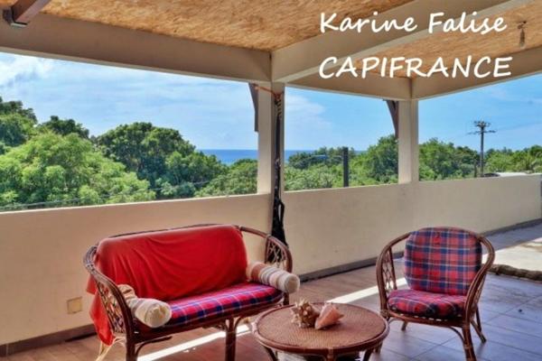 A vendre SAINTE LUCE (972) - Villa T4 avec piscine, bungalow et appartement T3 proche plage