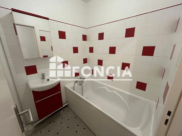 Location Appartement 2 pièces 48.14 m² - 1013 BOULEVARD HAUTE FOLIE Herouville St Clair 14200
