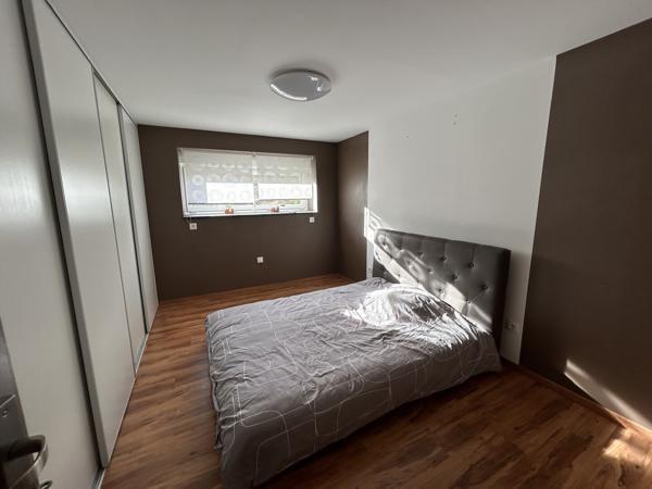 Maison 5 pièces 191 m2 + un studio 17 m2 sur 5,33 ares à PFATATT 68120