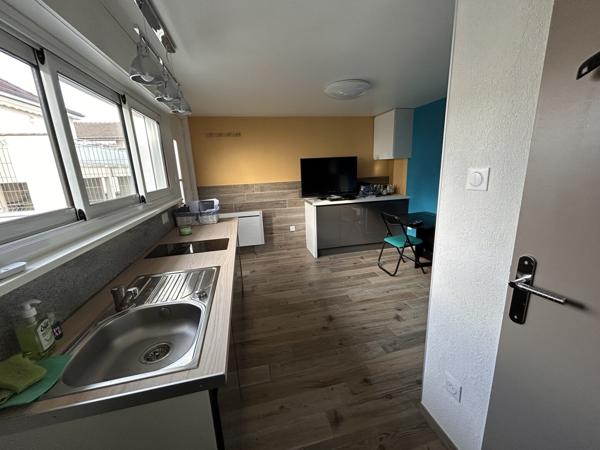 Maison 5 pièces 191 m2 + un studio 17 m2 sur 5,33 ares à PFATATT 68120