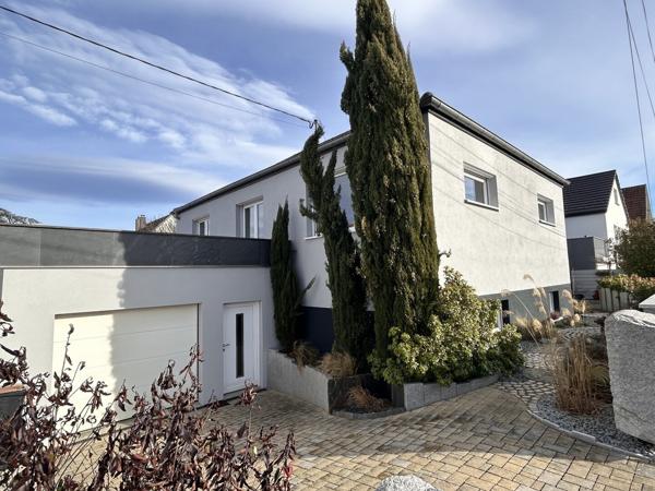 Maison 5 pièces 191 m2 + un studio 17 m2 sur 5,33 ares à PFATATT 68120