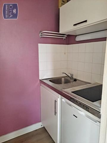 Appartement à louer 2 pièces 29.88m² Poitiers (86000)