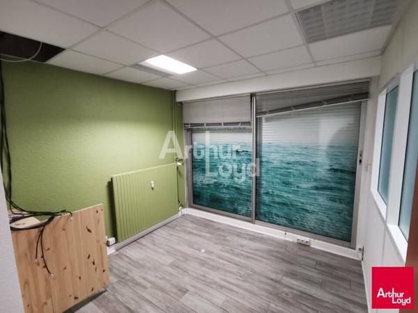 RENNES - BUREAUX A LOUER - 62 M²