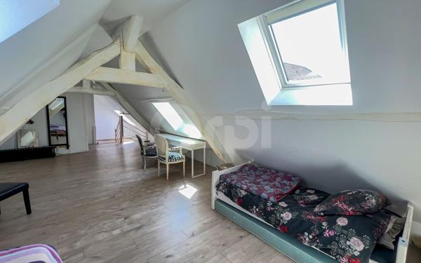 Maison à vendre    5 pièces •  Ecquevilly