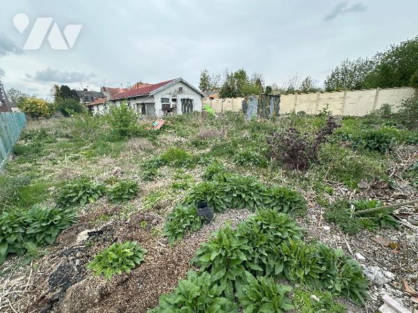 MAISON - PROCHE CENTRE-VILLE - GARAGE - JARDIN