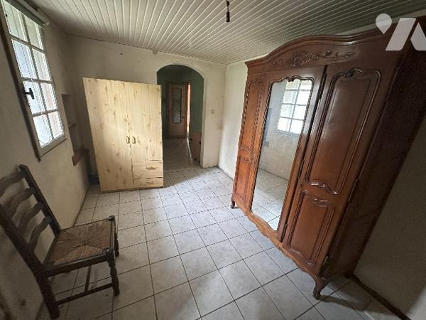 MAISON - PROCHE CENTRE-VILLE - GARAGE - JARDIN