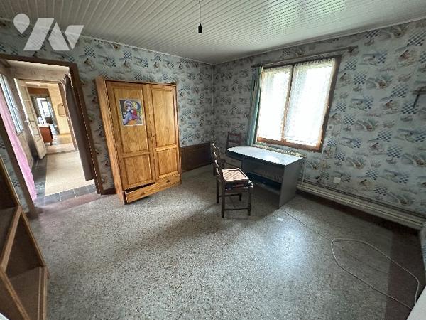 MAISON - PROCHE CENTRE-VILLE - GARAGE - JARDIN