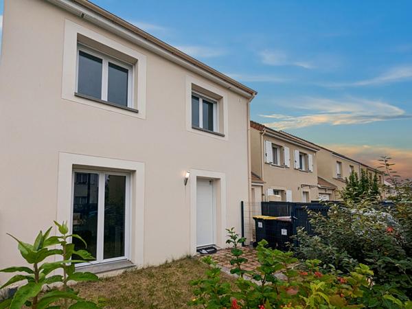 PAVILLON 5 PIECES AVEC GARAGE SUR ETAMPES