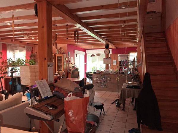 Coubon(43), maison de 240 m2 habitables, 4 chambres sur 1440 m2 de terrain