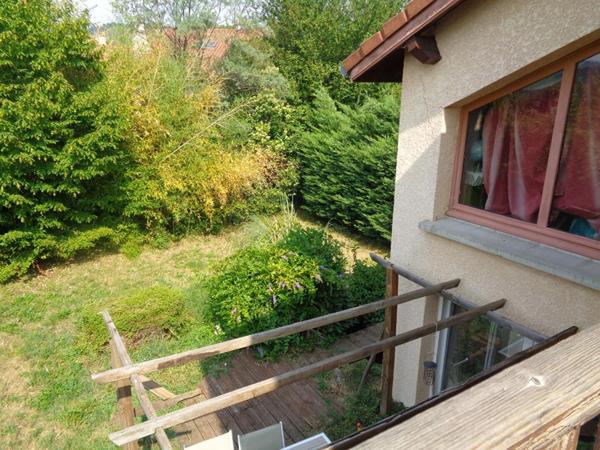 Coubon(43), maison de 240 m2 habitables, 4 chambres sur 1440 m2 de terrain