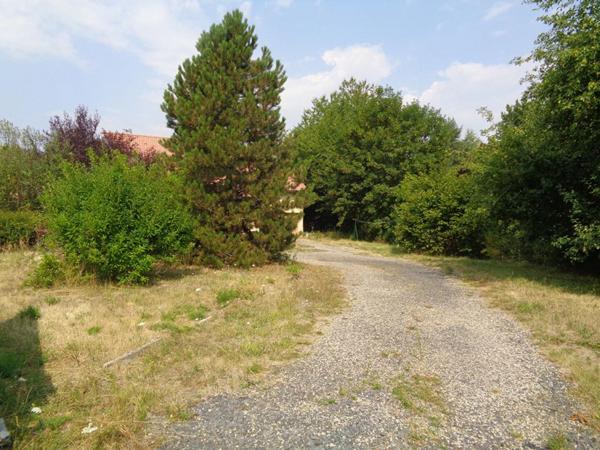 Coubon(43), maison de 240 m2 habitables, 4 chambres sur 1440 m2 de terrain