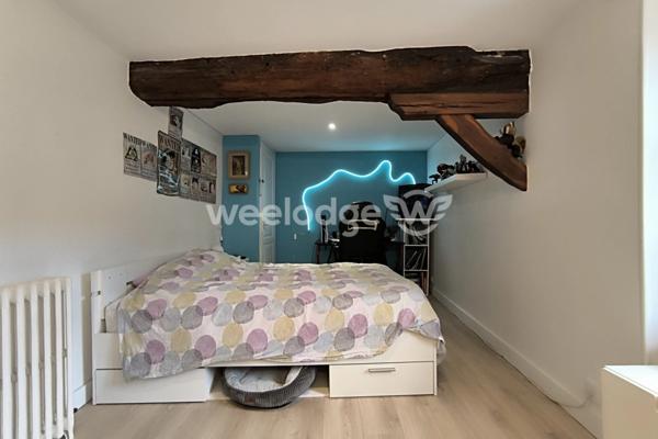 Maison à vendre 8 pièces de 190 m² à Jouy-le-Moutier