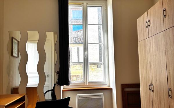 Appartement à louer    2 pièces •  Niort