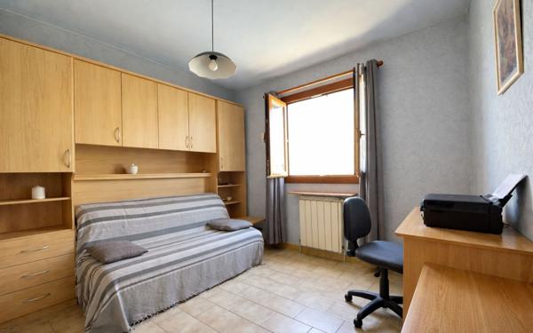 Maison à vendre    5 pièces •  Istres