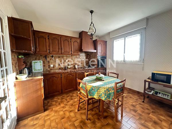 Beau pavillon de 84.77 m² comprenant 2 chambres à vendre avec terrain clos à Château-du-Loir (72500)