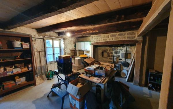 Vente Maison De village à rénover La roche-canillac   